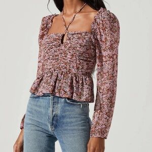 Astr the Label medium Toni floral/black top